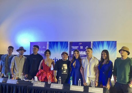 Azi Acosta model xxx picture