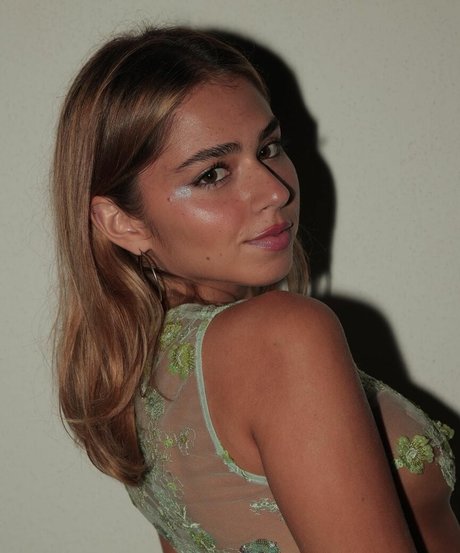 Sofia Barbosa naked star galleries