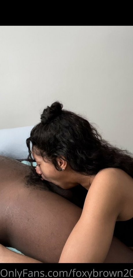 foxybrown20 free star nudes picture