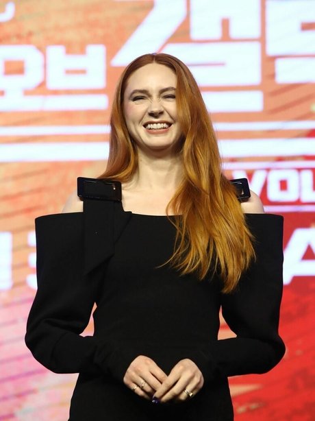 Karen Gillan Quick photo