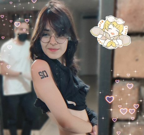 evee meow nudes star img