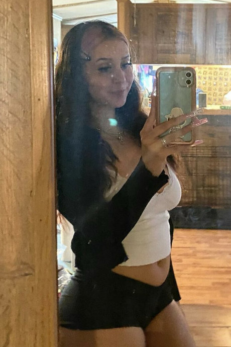 Dayzikayy hd model picture