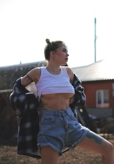 extreme squirt onlyfans xxx picture