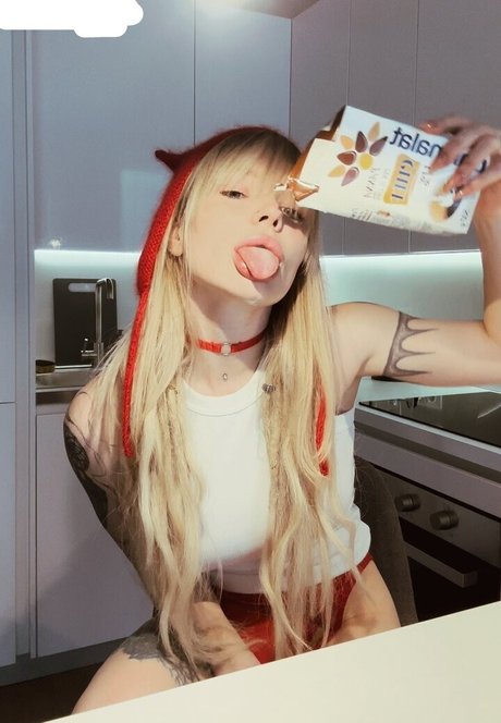 Sorabi sexy star pic