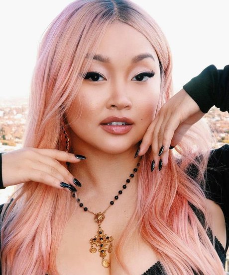 Lana Condor porn model gallery