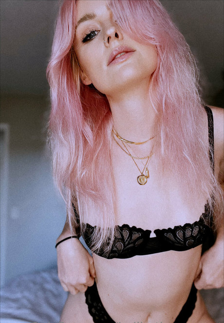 hellbntheavensnt star exclusive image