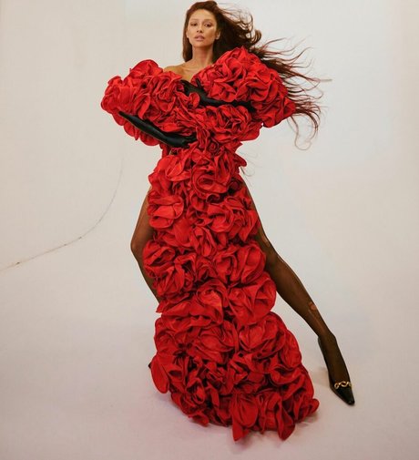 mature solo onlyfans beautiful nude images