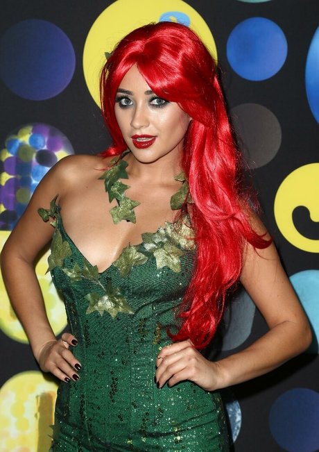 Shay Mitchell Profile photo