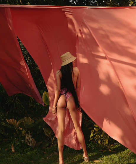 Shay Mitchell adult model gallery