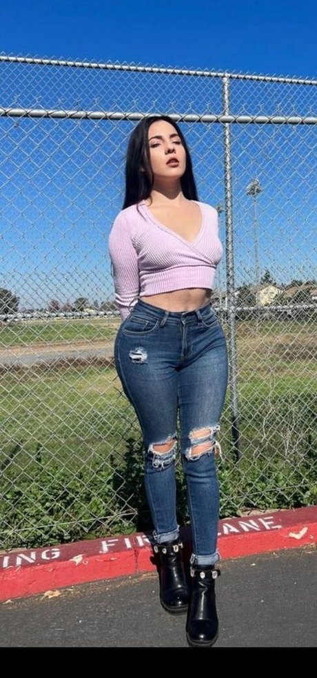 bellacuentos porn model pic