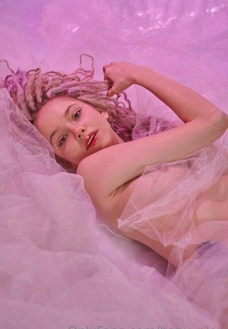 baby riley nudes model picture