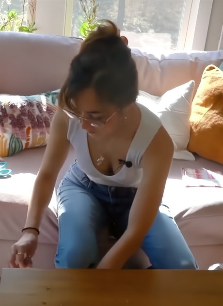 Mayahiga star adult image