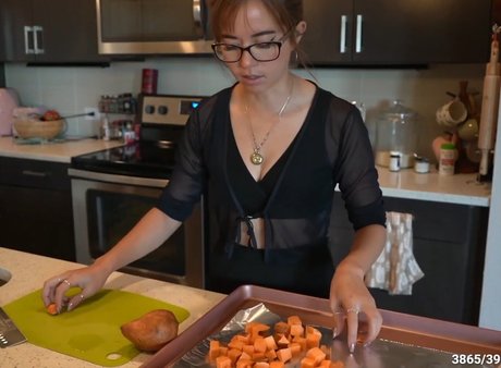 Mayahiga model nice pictures