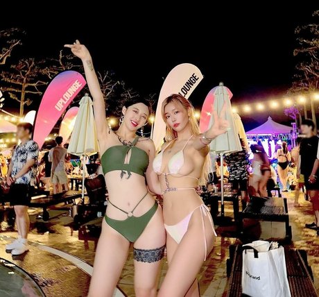 cuckold feet onlyfans nude image