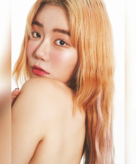 blonde secretary onlyfans hot nude photos