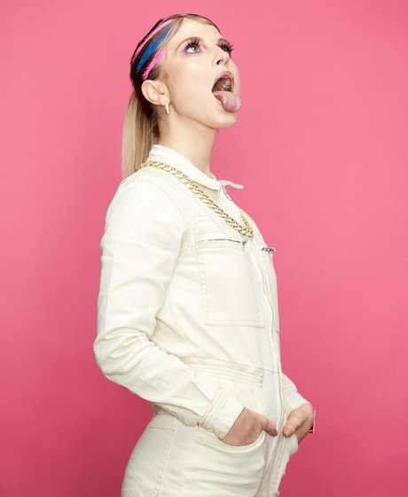 Hayley Williams hot pornstar picture