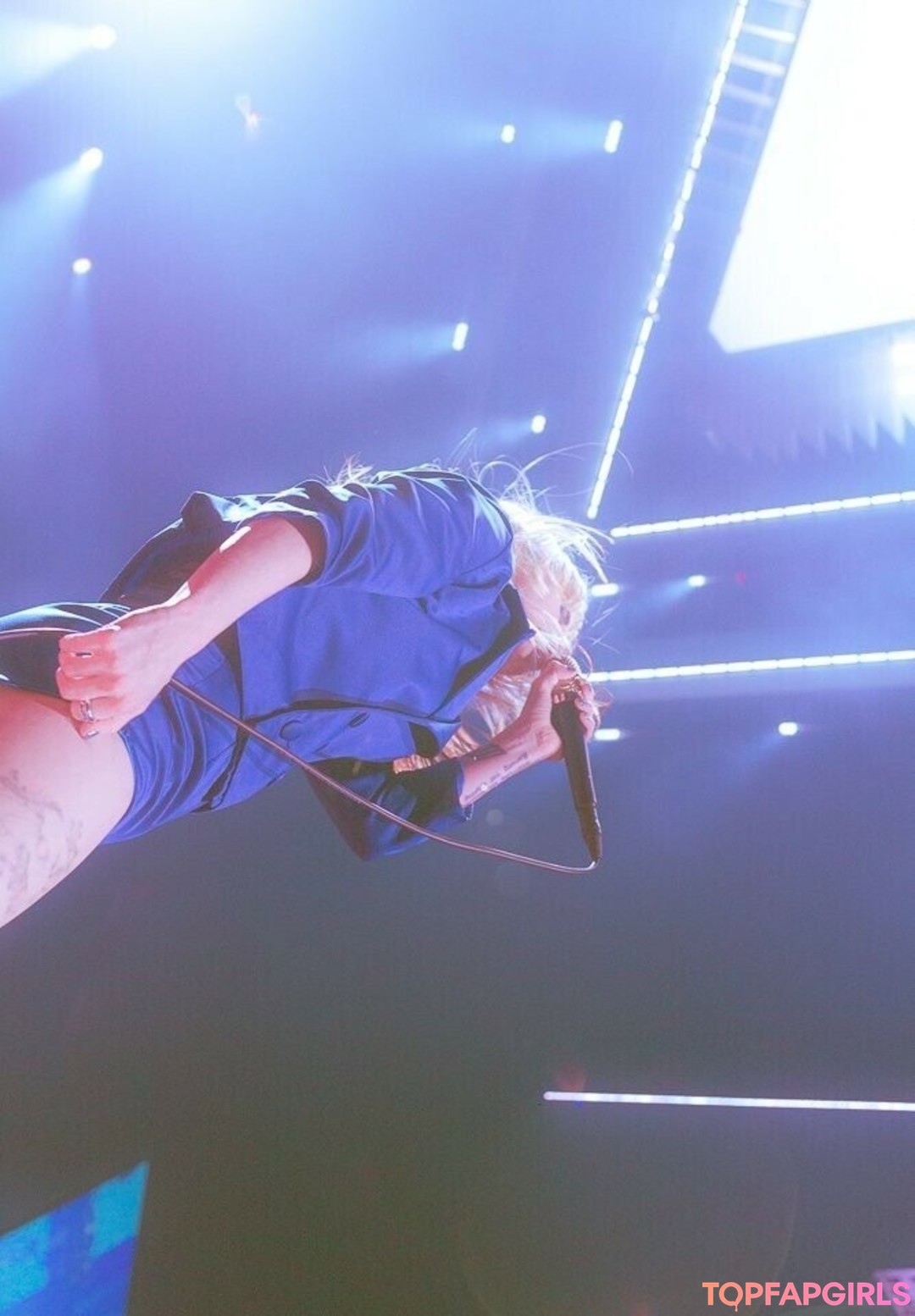 Hayley Williams star beautiful archive