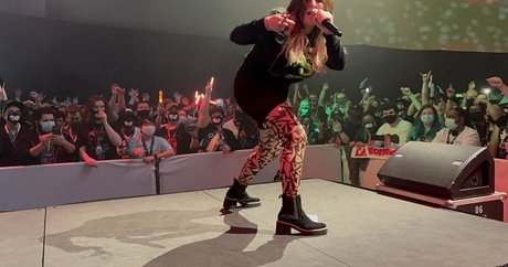 Demondice Karen star perfect image