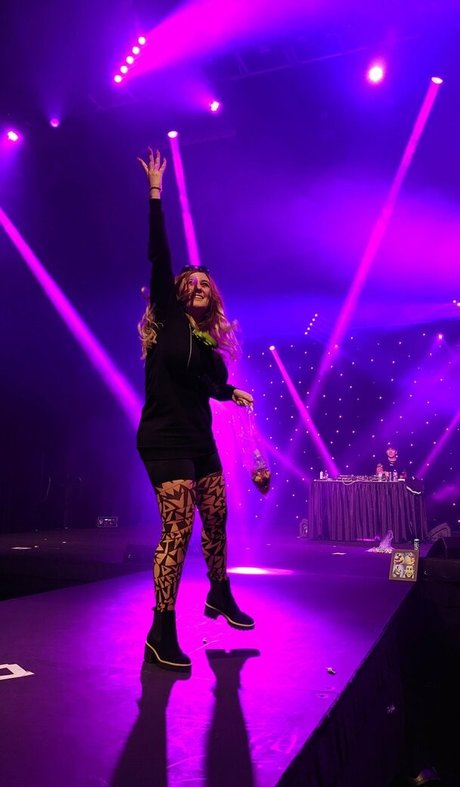 Demondice Karen top star pic