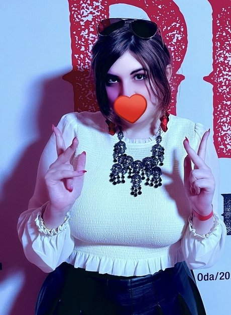 Demondice Karen top actress photos