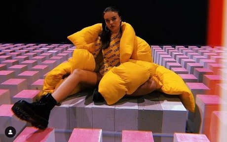 black female onlyfans beautiful img