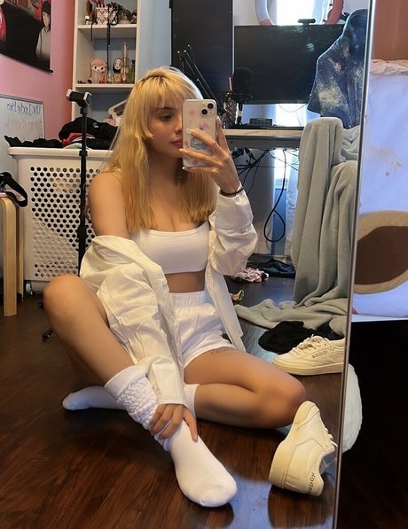 Noodlenom star porn photos