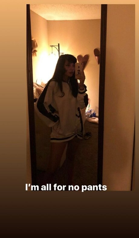 Noodlenom pornstar nudes pics