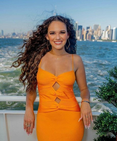 Madison Pettis pornstar images