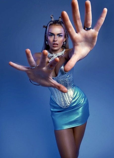 tattooed shemale onlyfans pornographic archive