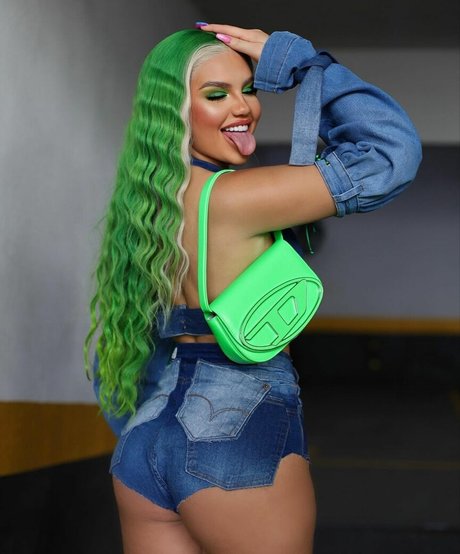 comedian onlyfans top picture