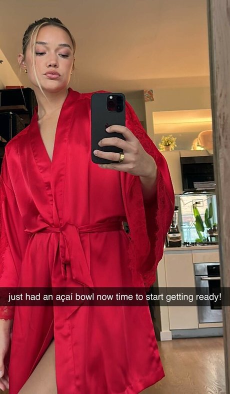 Olivia Ponton pornstar naked pic