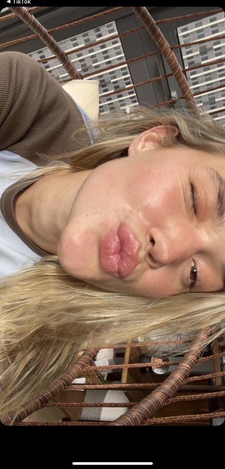 blonde secretary onlyfans hot sexy picture