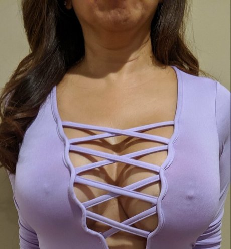 HotJade Profile photo