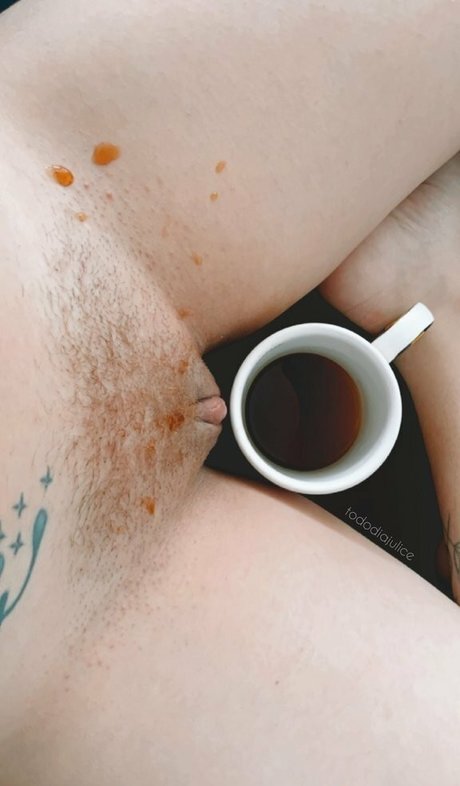 Julia Prado naked star picture