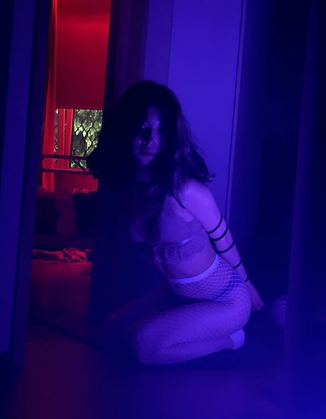 Lezzy Bunny ASMR pretty star photo