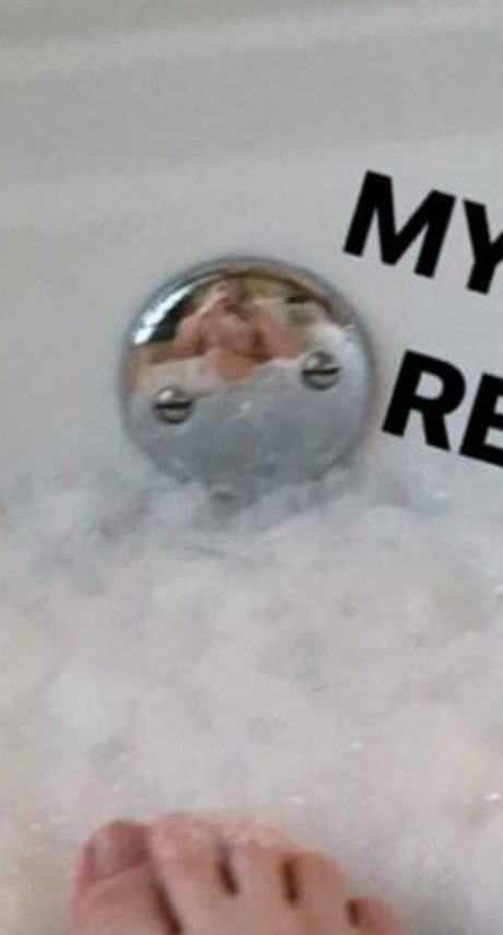 Littlesiha hd model photo