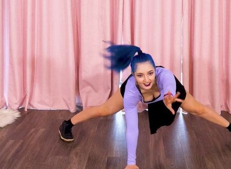 big tits skinny onlyfans adult picture