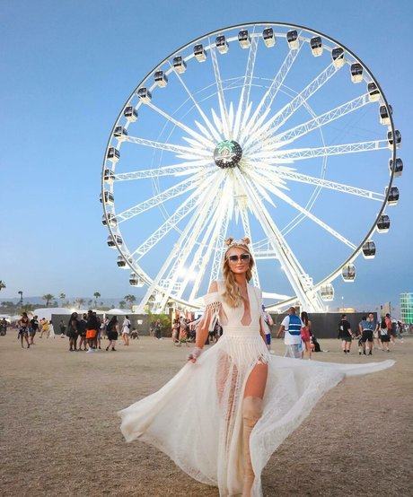 Paris Hilton pornstar hd images