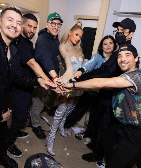 Paris Hilton nice model gallery