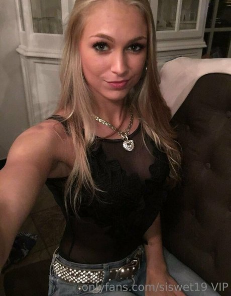 siswetlive pornstar photos