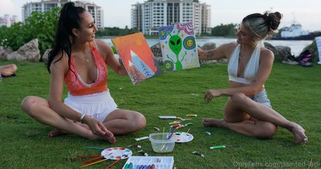 issameg naked actress img