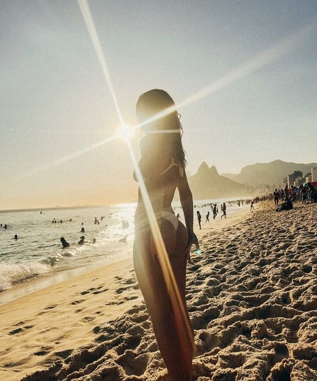 Yara Lore star nice photo