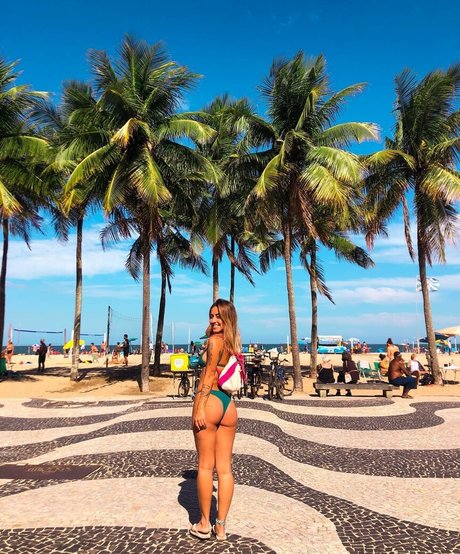 Yara Lore star sex photo