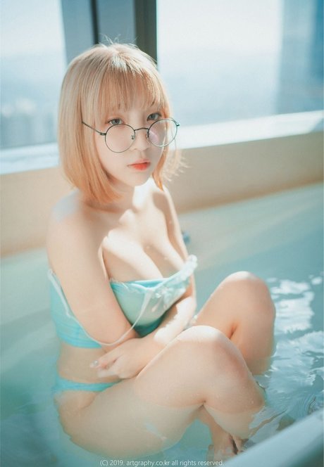 asian brunette onlyfans porno pics