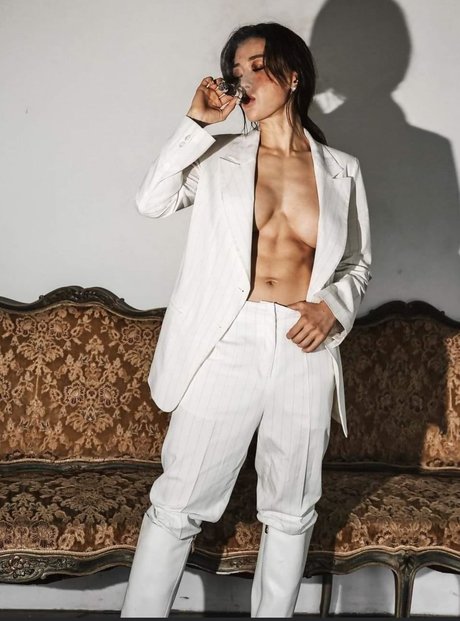 long onlyfans hot images