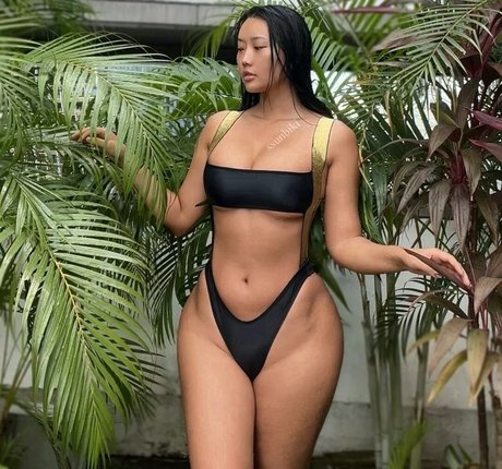 Ssunbiki pornstar adult pics