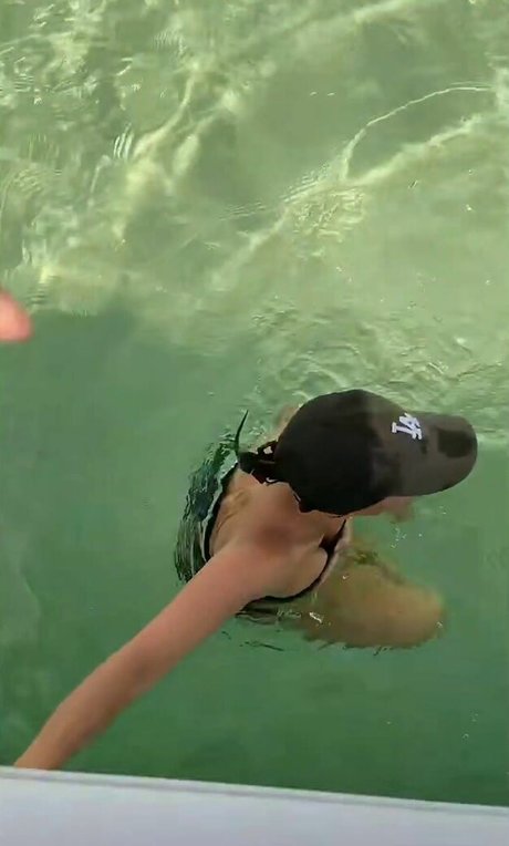 Brittney Atwood model erotic img