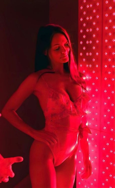 Brittney Atwood hd actress archive