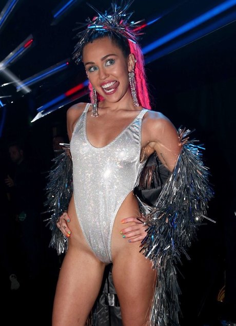 bisexual couple onlyfans art porn photos