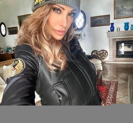 curvy muscle onlyfans best image